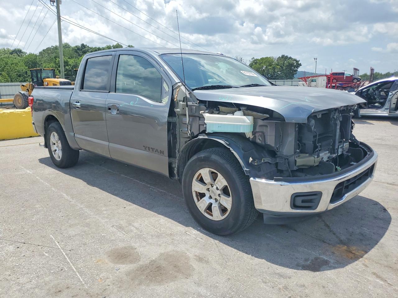2017 NISSAN TITAN