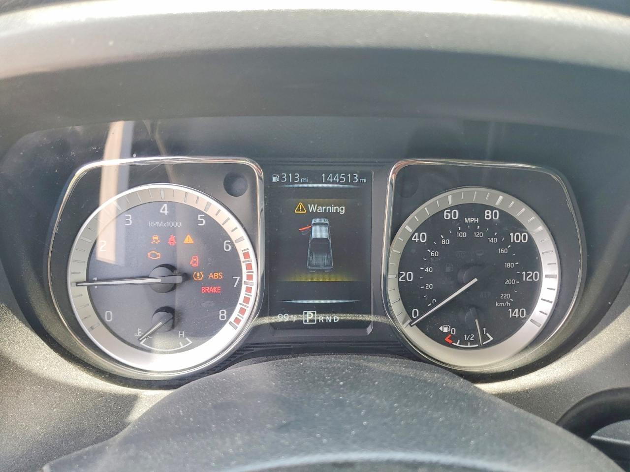 2017 NISSAN TITAN
