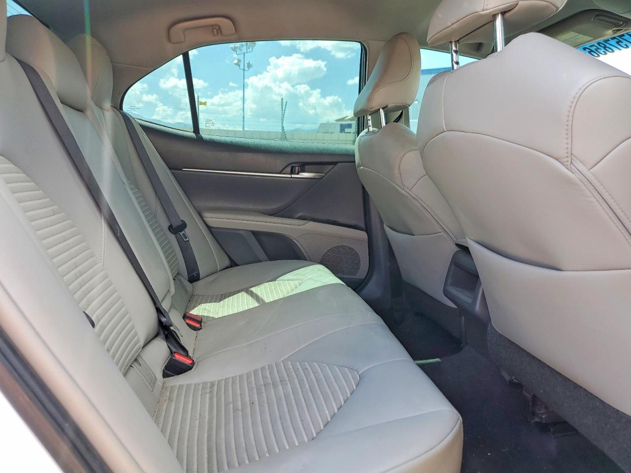 2018 TOYOTA CAMRY