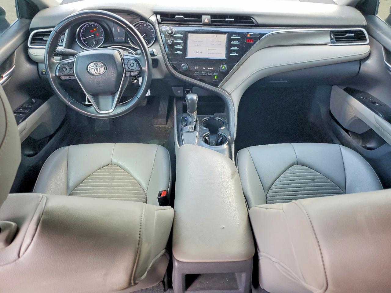 2018 TOYOTA CAMRY