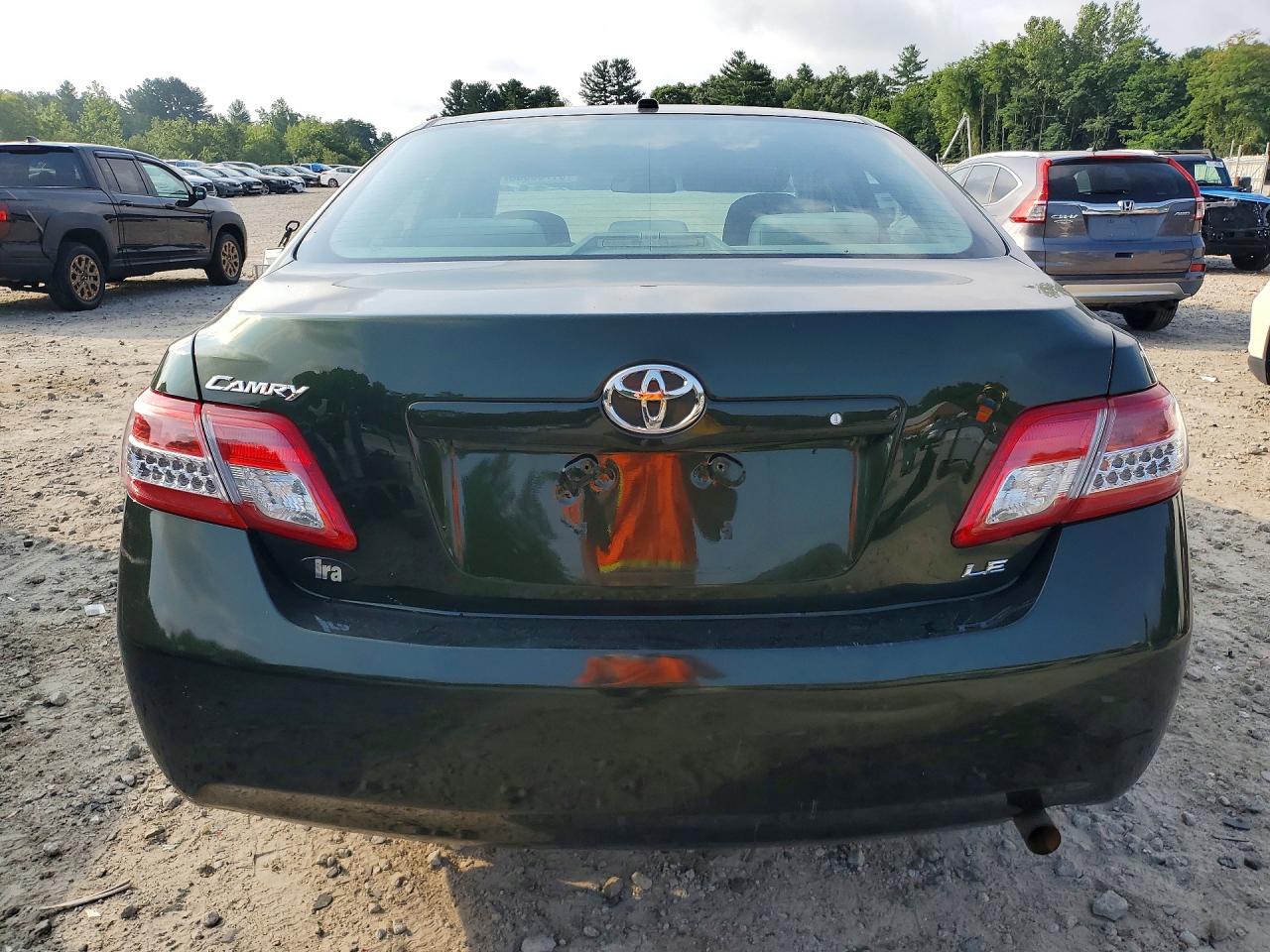 2011 TOYOTA CAMRY