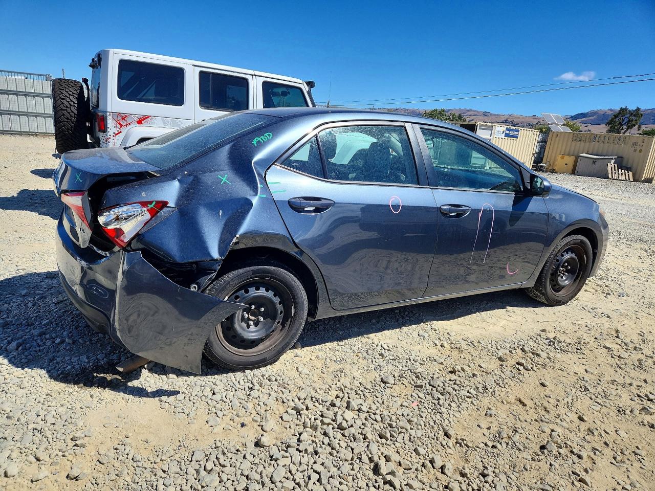 2015 TOYOTA COROLLA