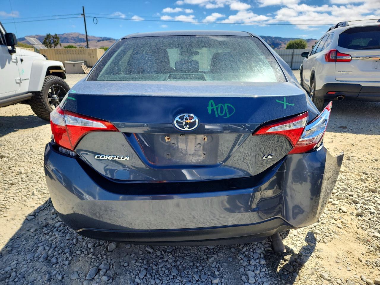 2015 TOYOTA COROLLA