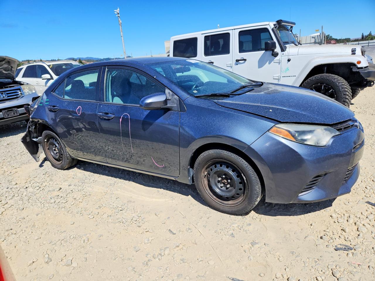 2015 TOYOTA COROLLA
