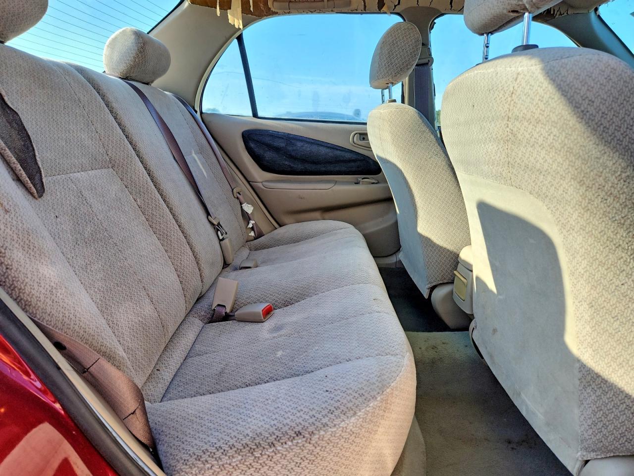 2000 TOYOTA COROLLA