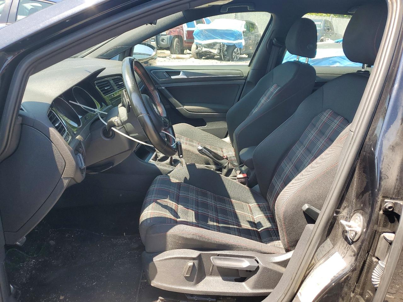 2020 VOLKSWAGEN GTI