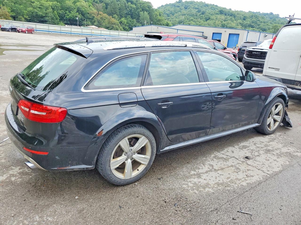 2013 AUDI A4