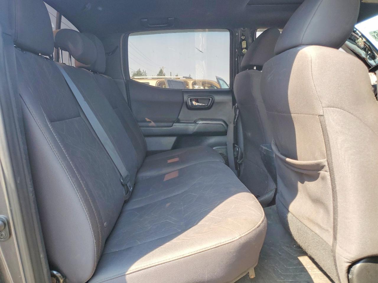 2016 TOYOTA TACOMA