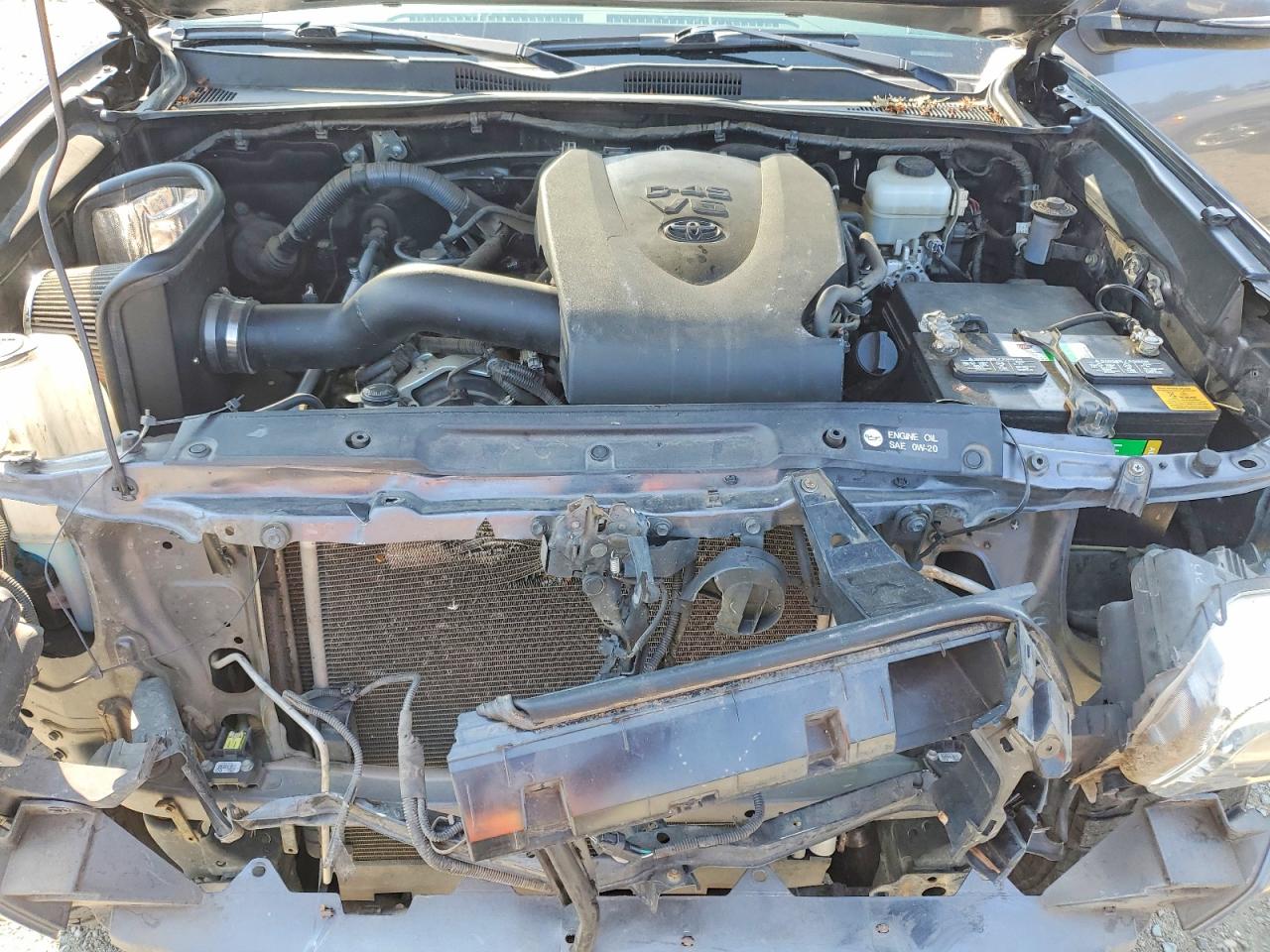 2016 TOYOTA TACOMA