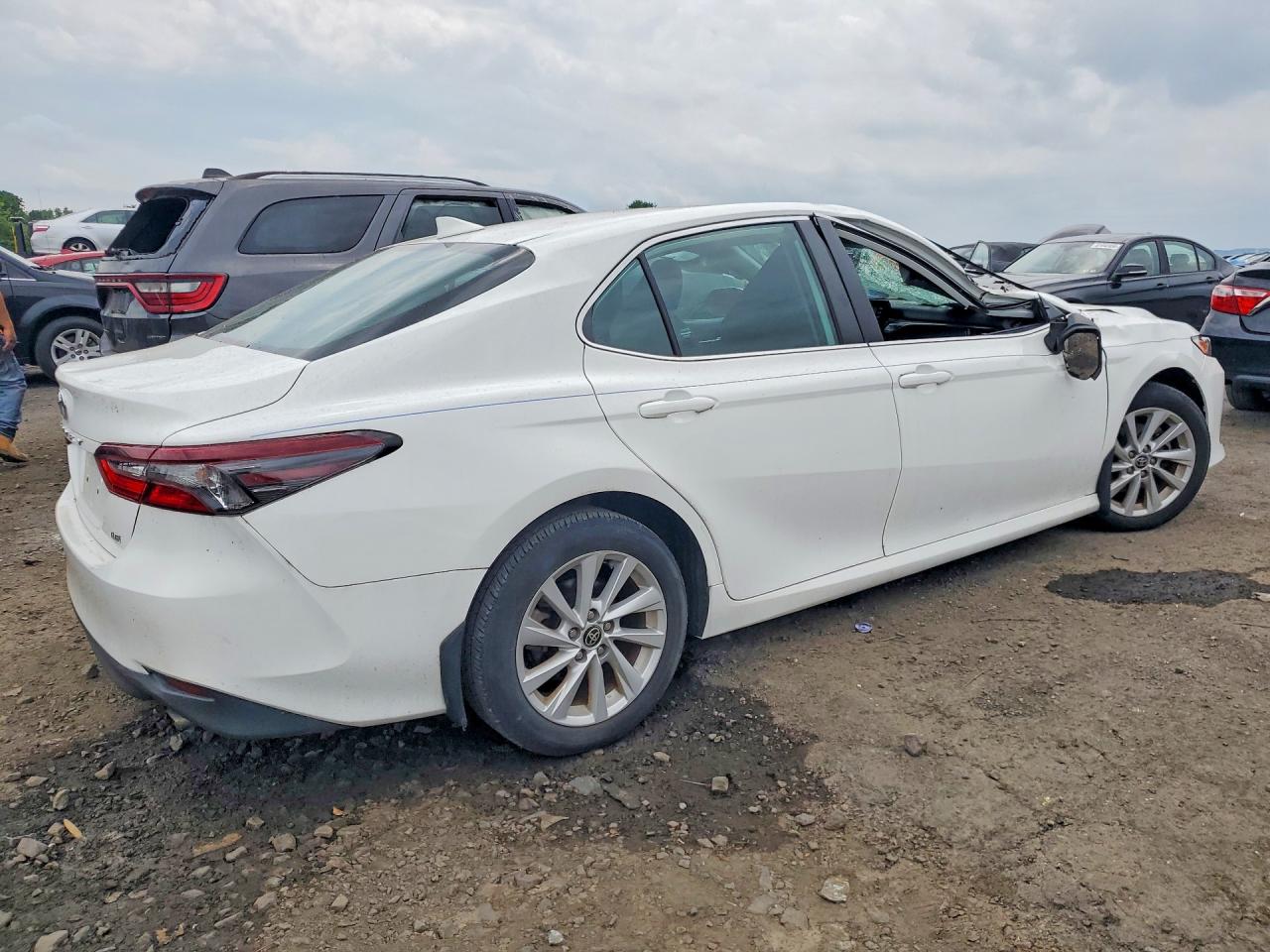 2021 TOYOTA CAMRY