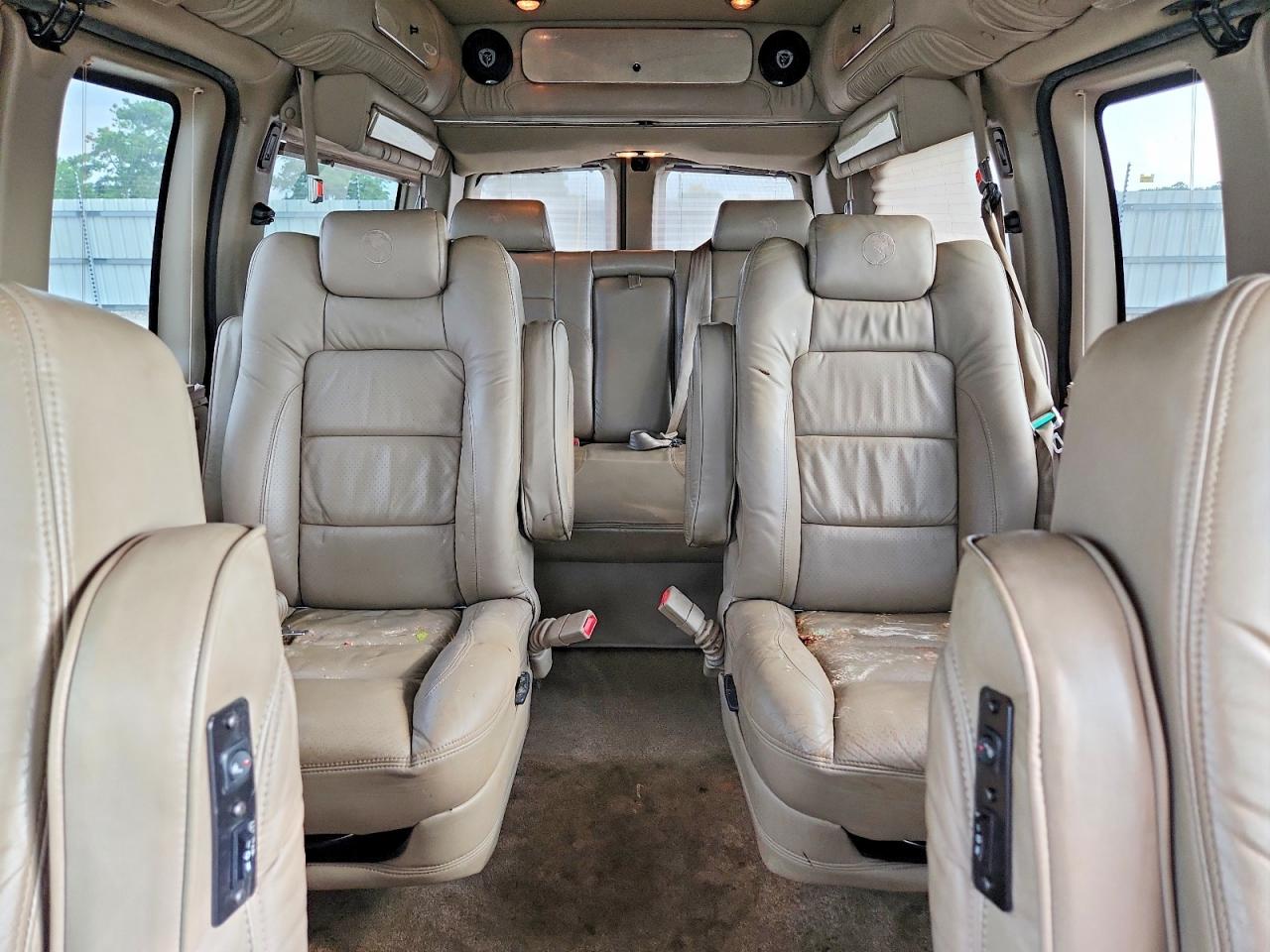 2010 GMC SAVANA