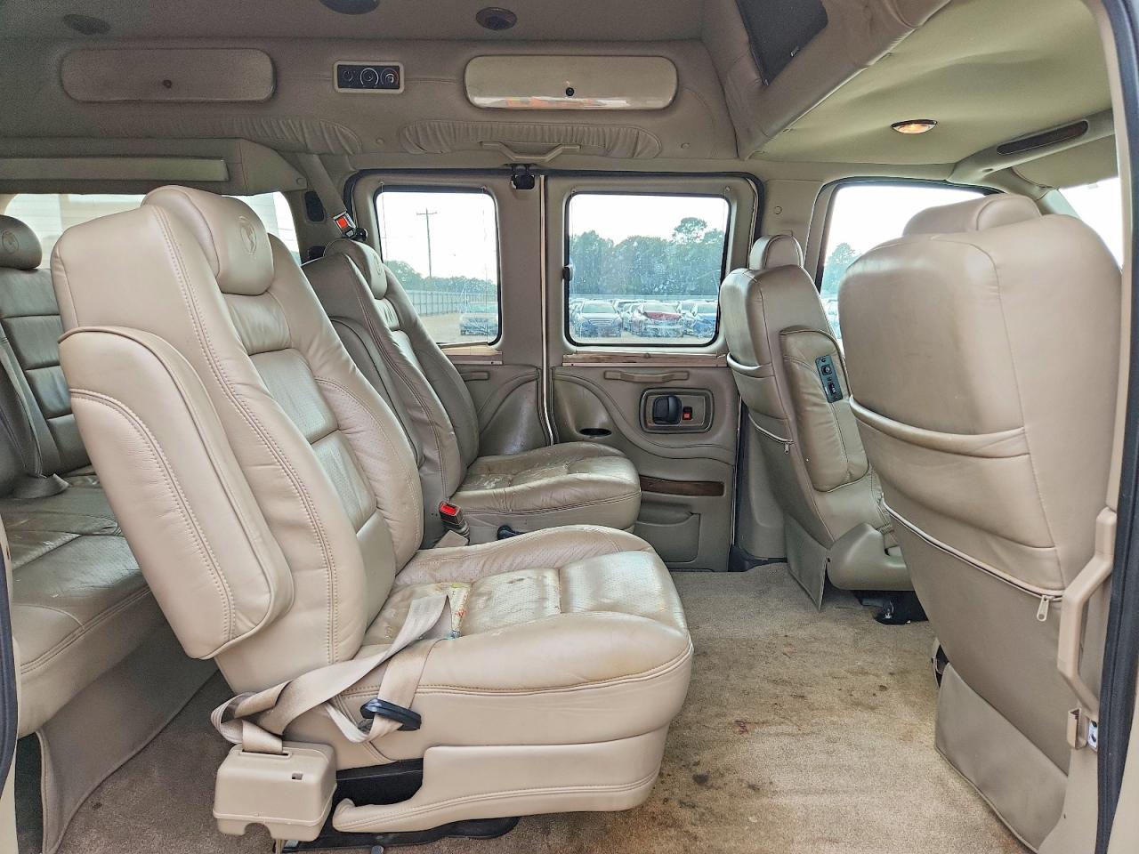 2010 GMC SAVANA