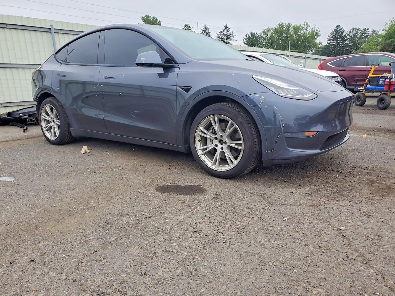 2020 TESLA MODEL Y