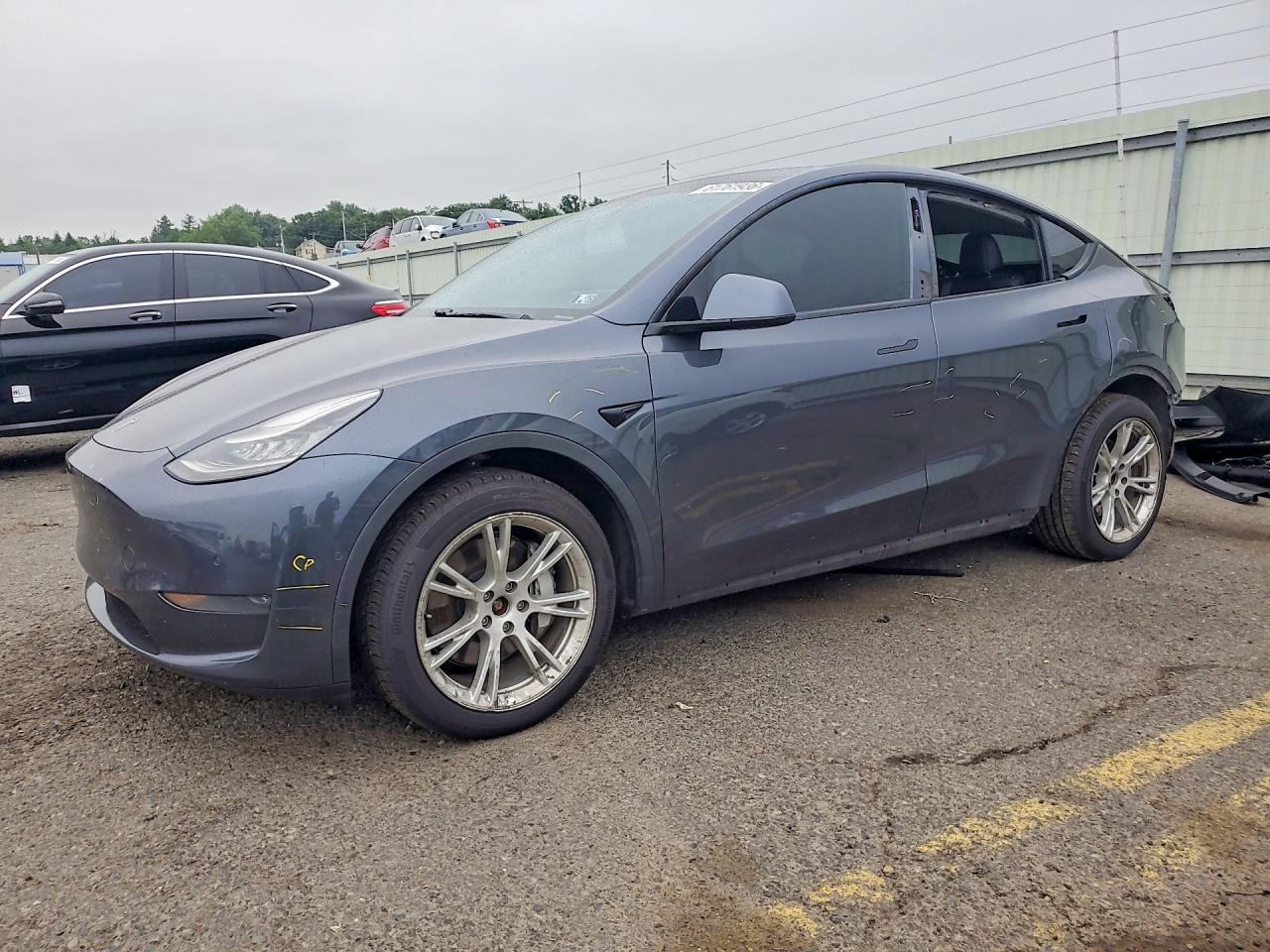 2020 TESLA MODEL Y