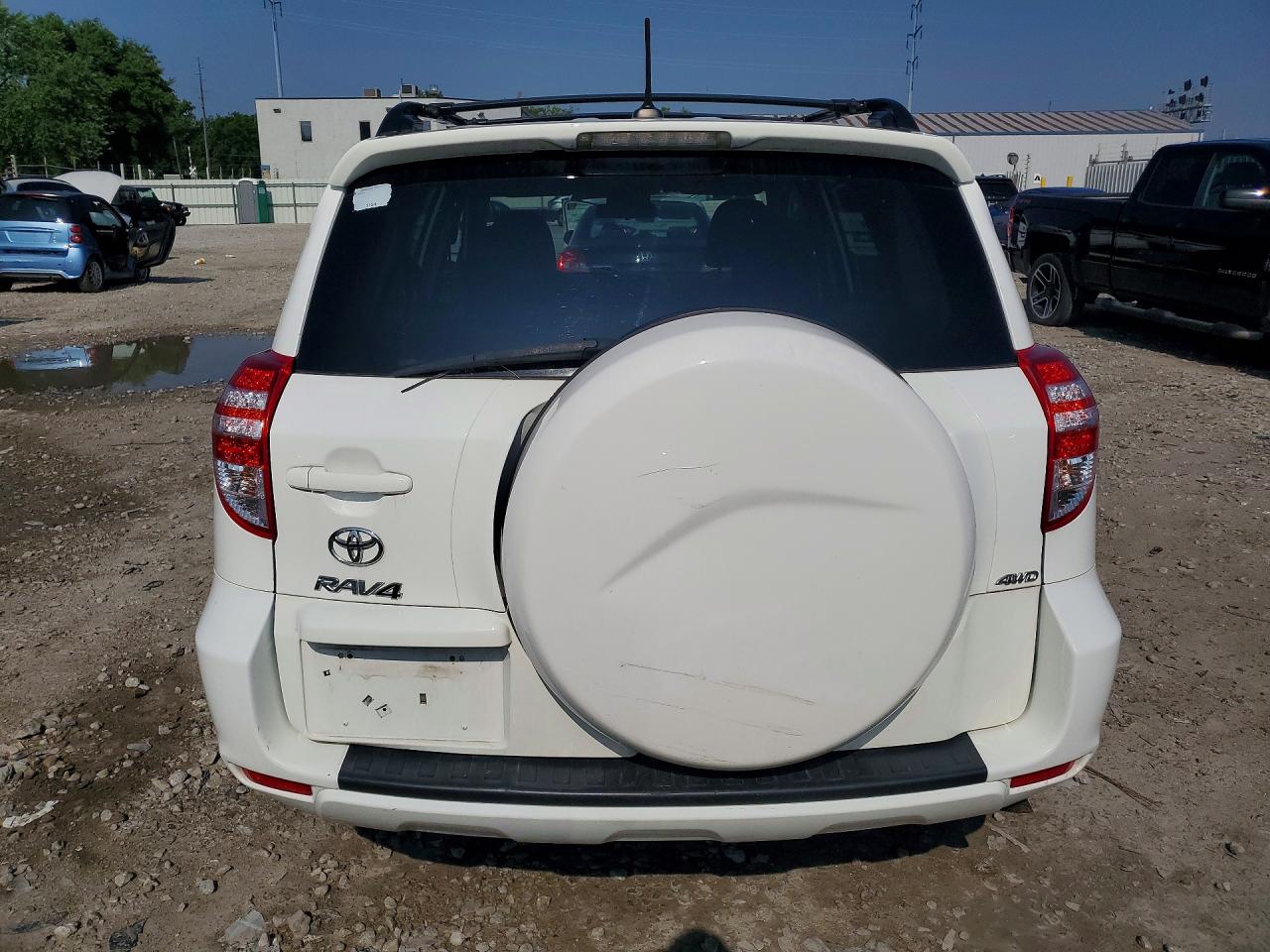 2012 TOYOTA RAV4