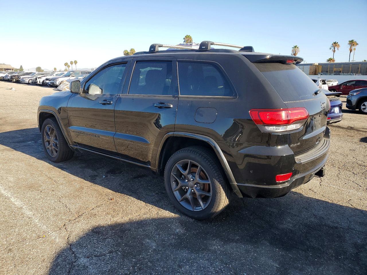 2021 JEEP CHEROKEE