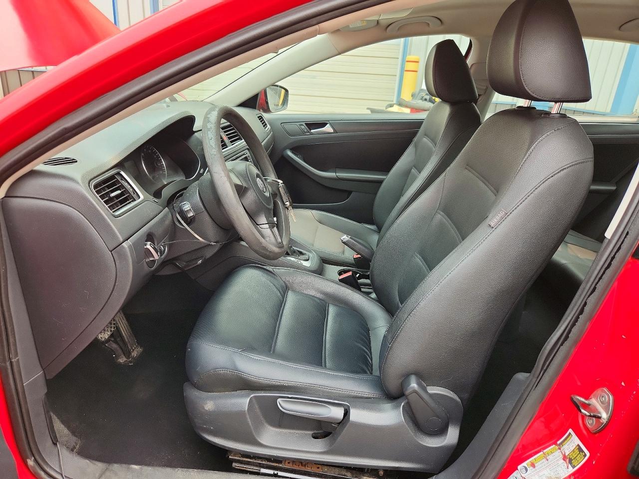 2012 VOLKSWAGEN JETTA