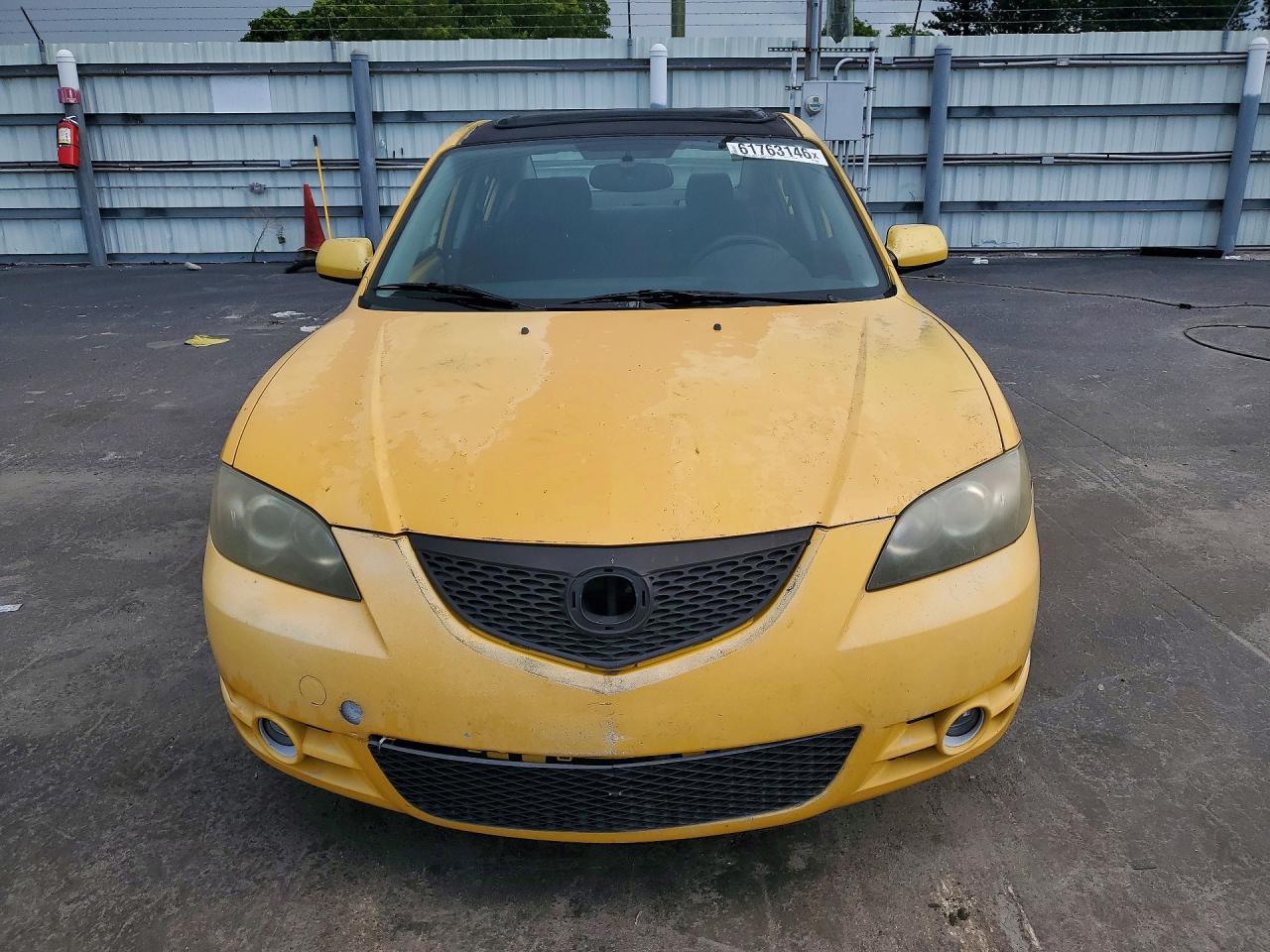 2004 MAZDA MAZDA3