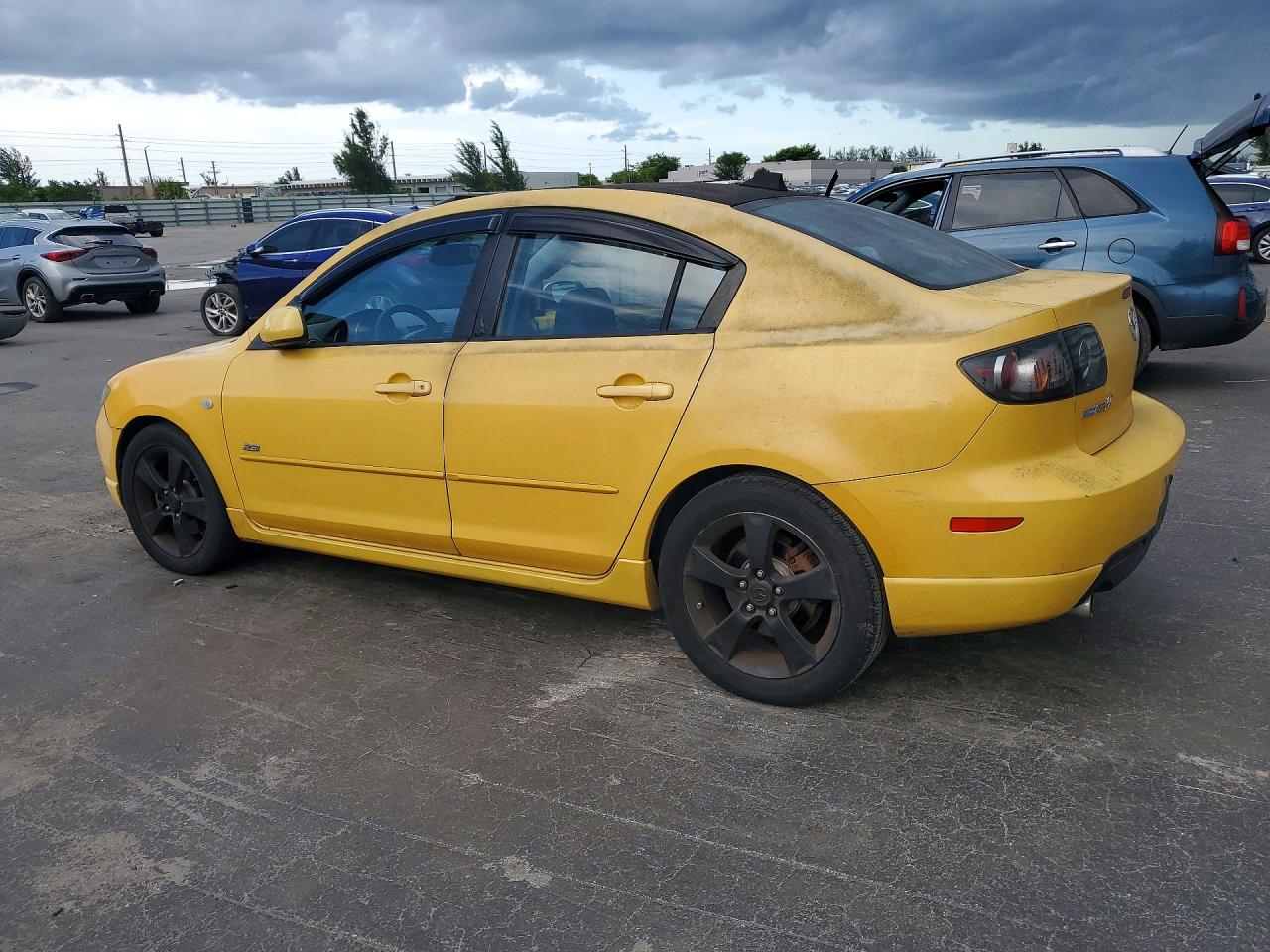 2004 MAZDA MAZDA3