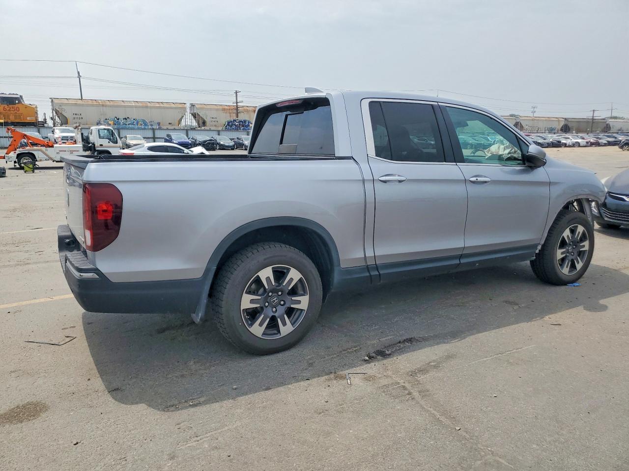2019 HONDA RIDGELINE
