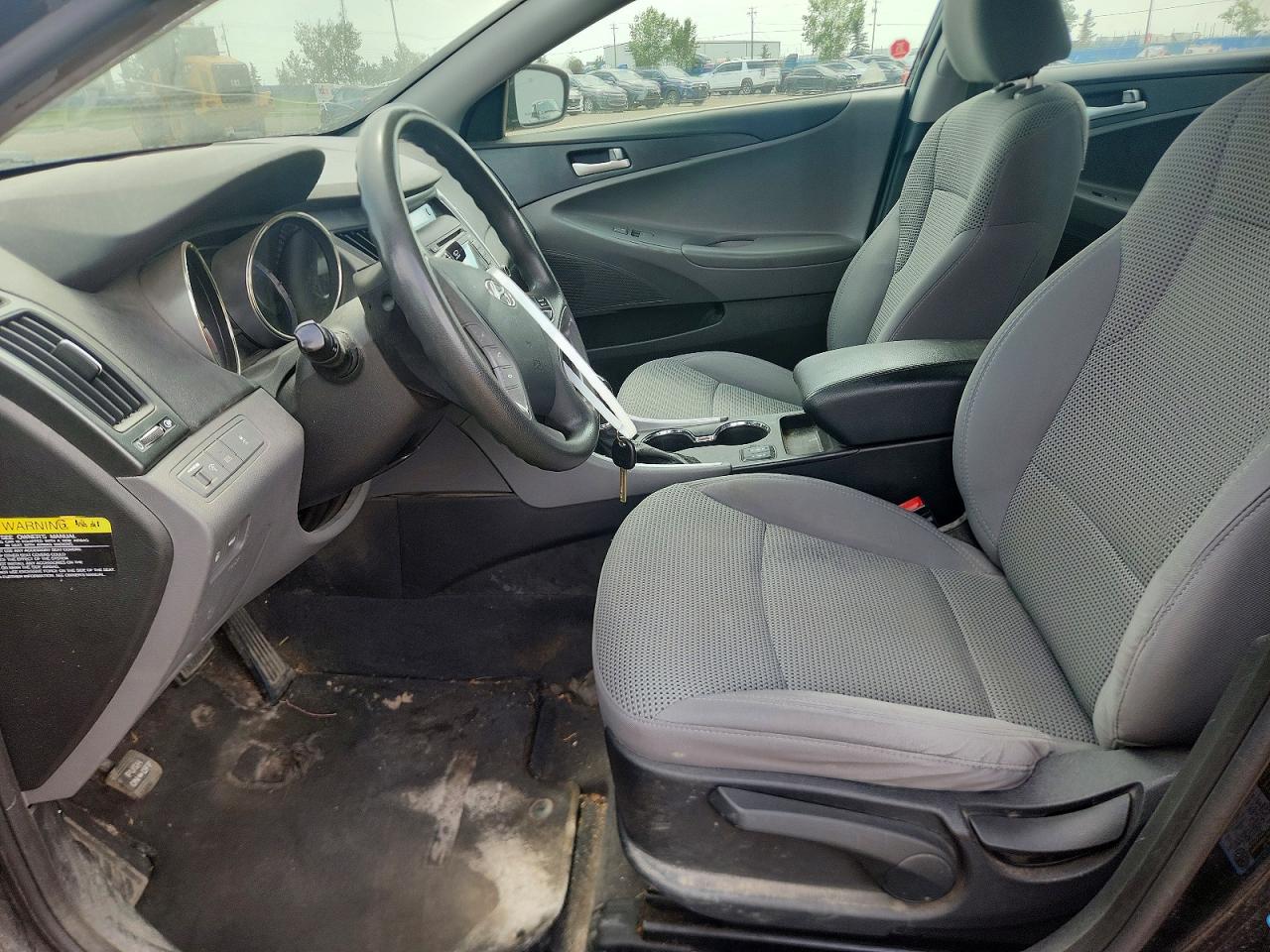 2011 HYUNDAI SONATA