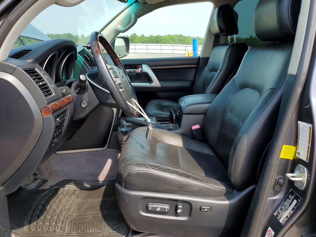 2013 TOYOTA LAND CRUIS