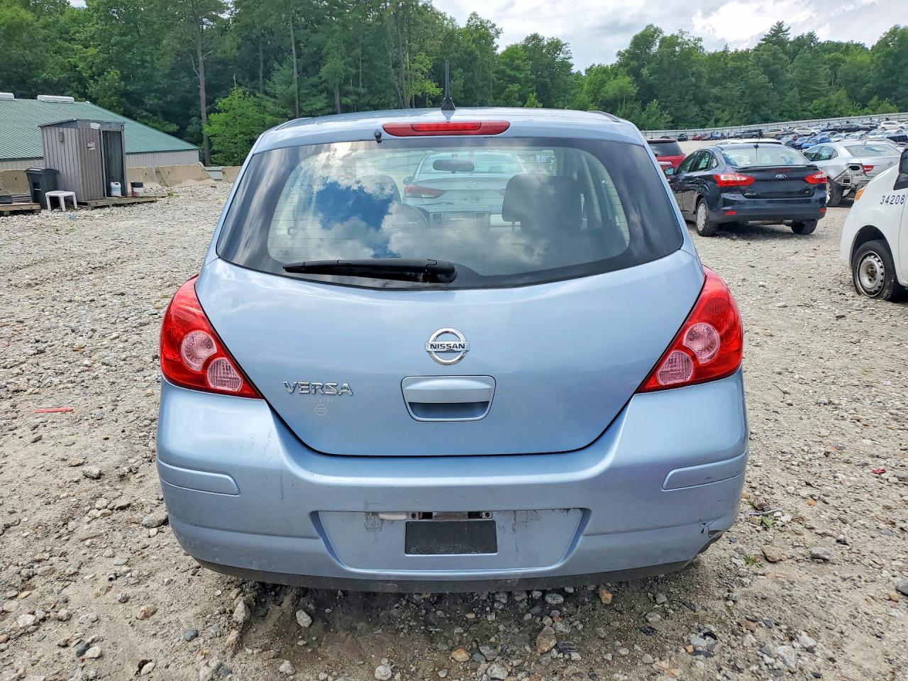 2012 NISSAN VERSA