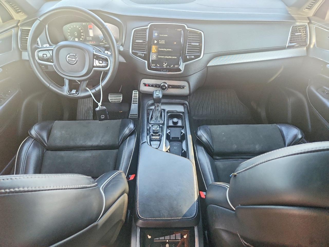 2019 VOLVO XC90