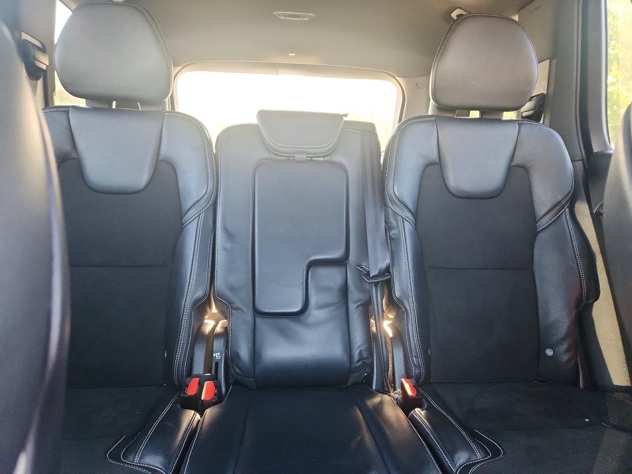 2019 VOLVO XC90
