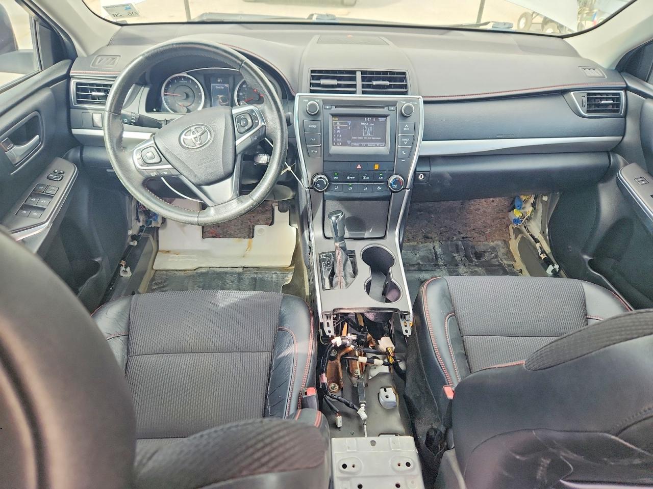 2017 TOYOTA CAMRY