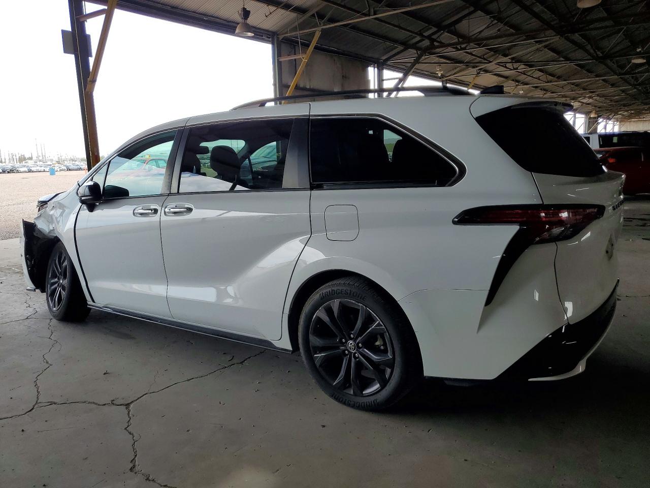 2022 TOYOTA SIENNA