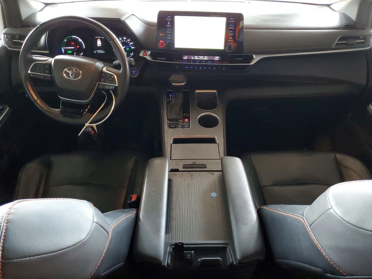 2022 TOYOTA SIENNA
