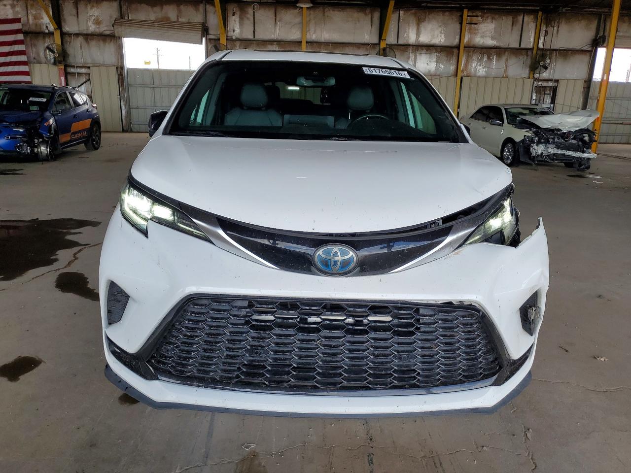 2022 TOYOTA SIENNA