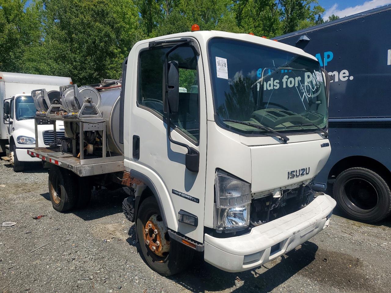 2020 ISUZU NPR