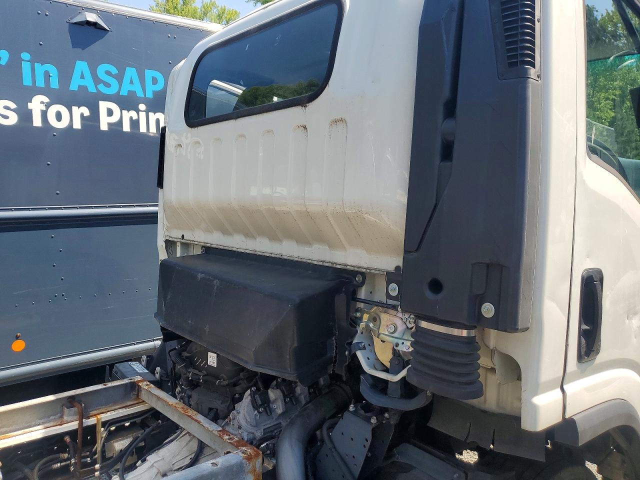 2020 ISUZU NPR