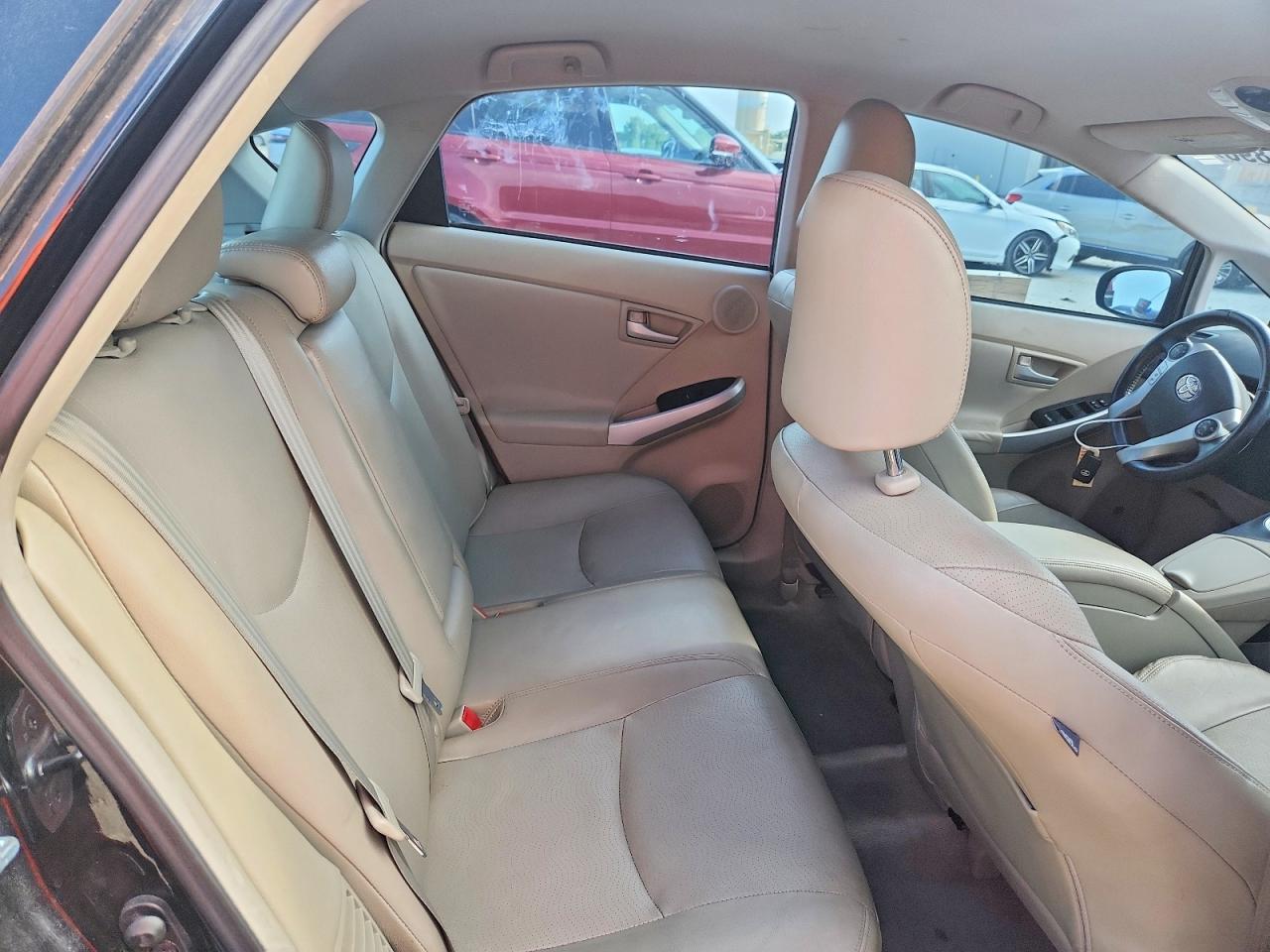 2011 TOYOTA PRIUS