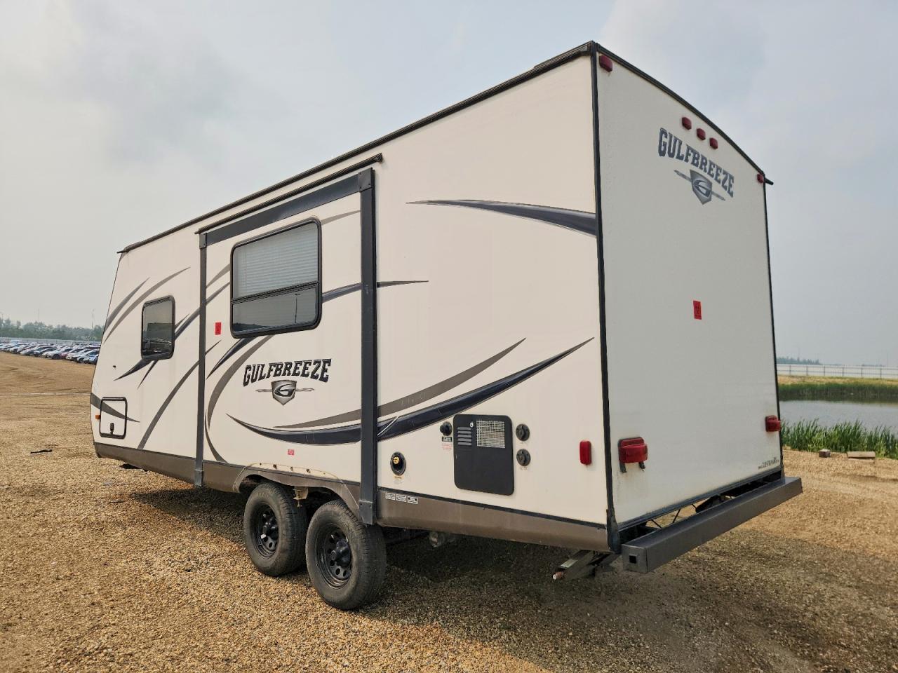 2015 GULF STREAM BREEZE