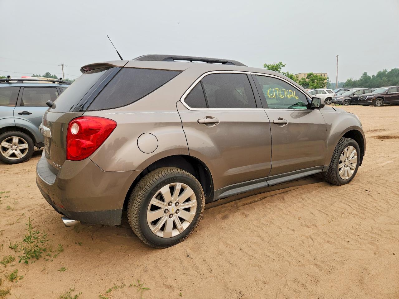 2011 CHEVROLET EQUINOX