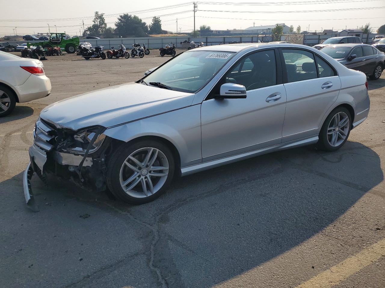 2012 MERCEDES-BENZ C-CLASS