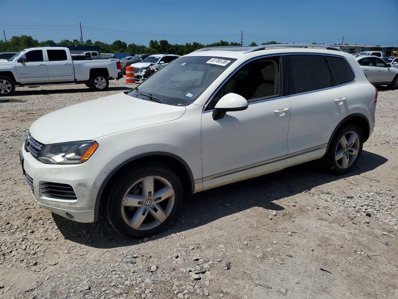 2012 VOLKSWAGEN TOUAREG