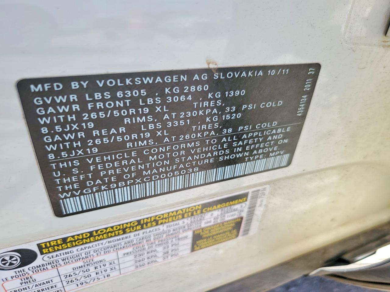 2012 VOLKSWAGEN TOUAREG