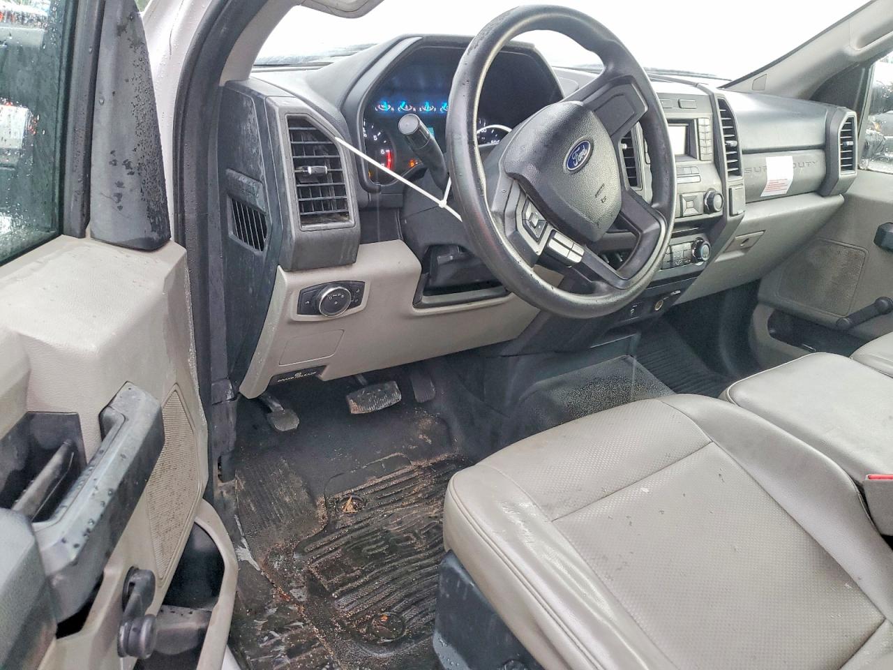 2017 FORD F250SUPDTY