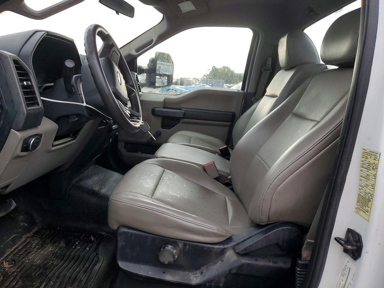 2017 FORD F250SUPDTY