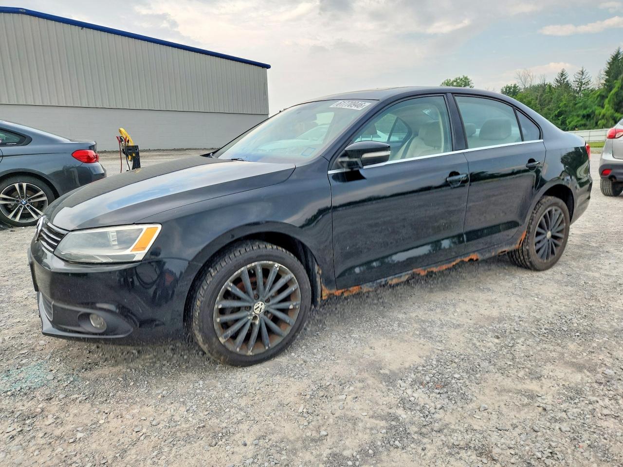 2011 VOLKSWAGEN JETTA