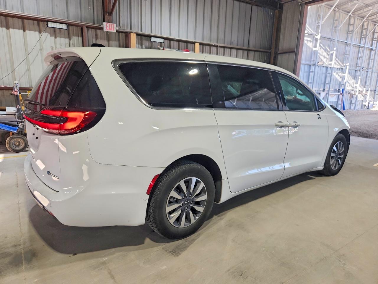 2024 CHRYSLER PACIFICA