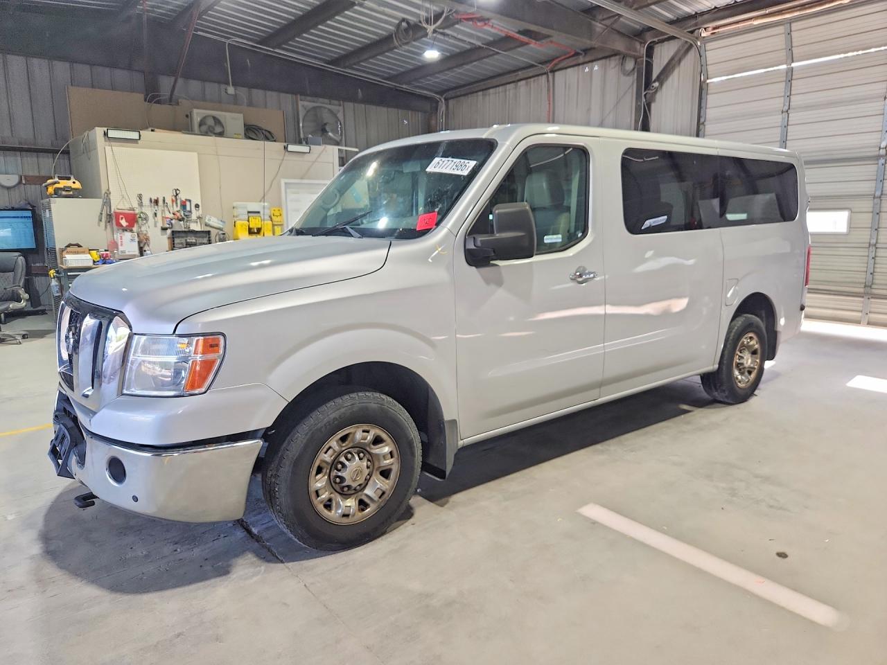 2016 NISSAN NV