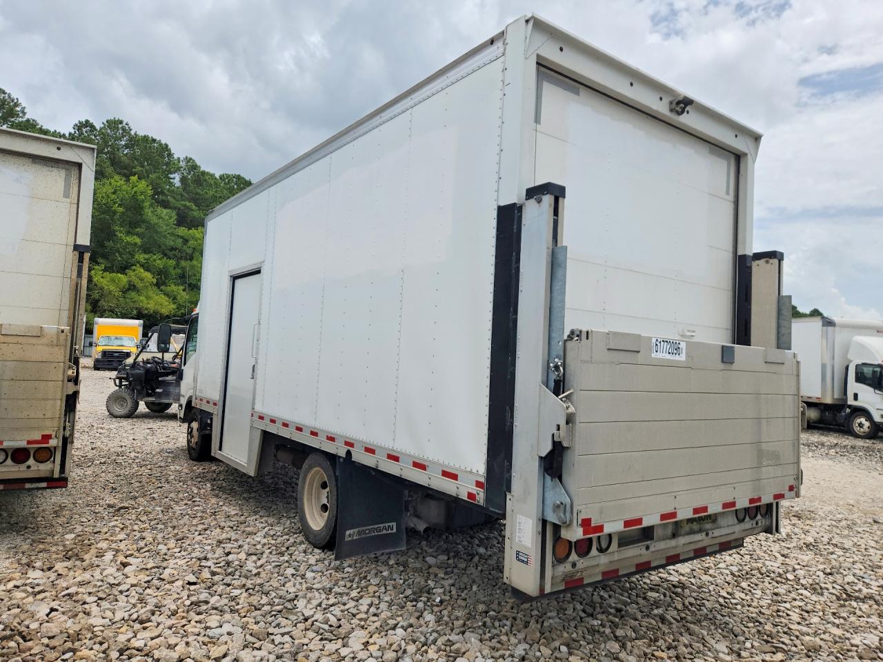 2022 ISUZU NPR