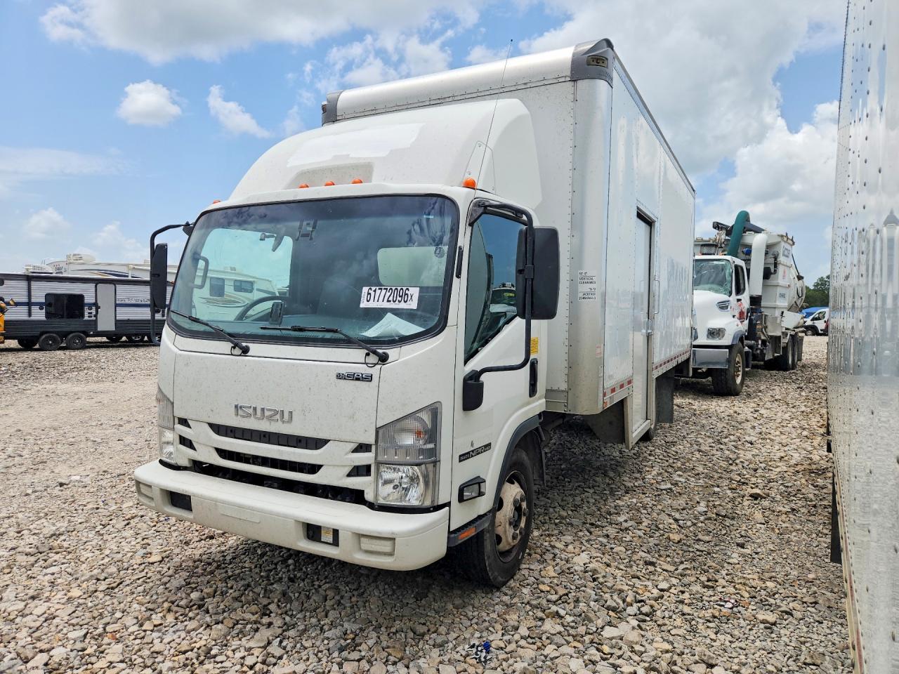 2022 ISUZU NPR