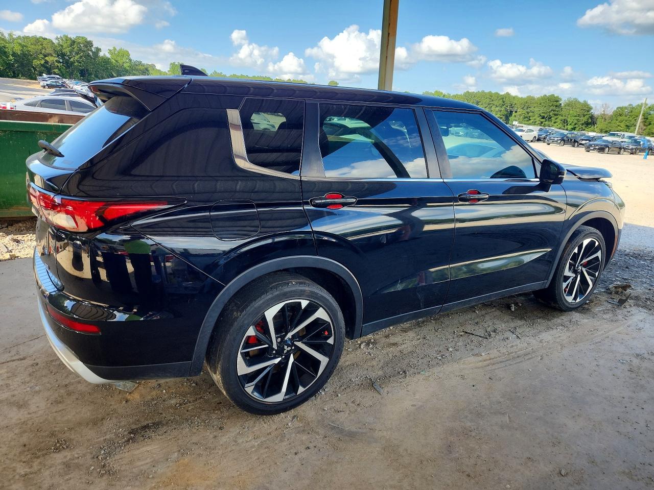 2022 MITSUBISHI OUTLANDER