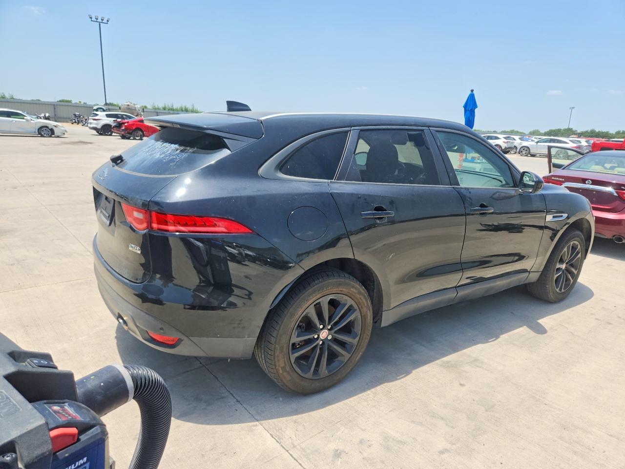 2018 JAGUAR F-PACE